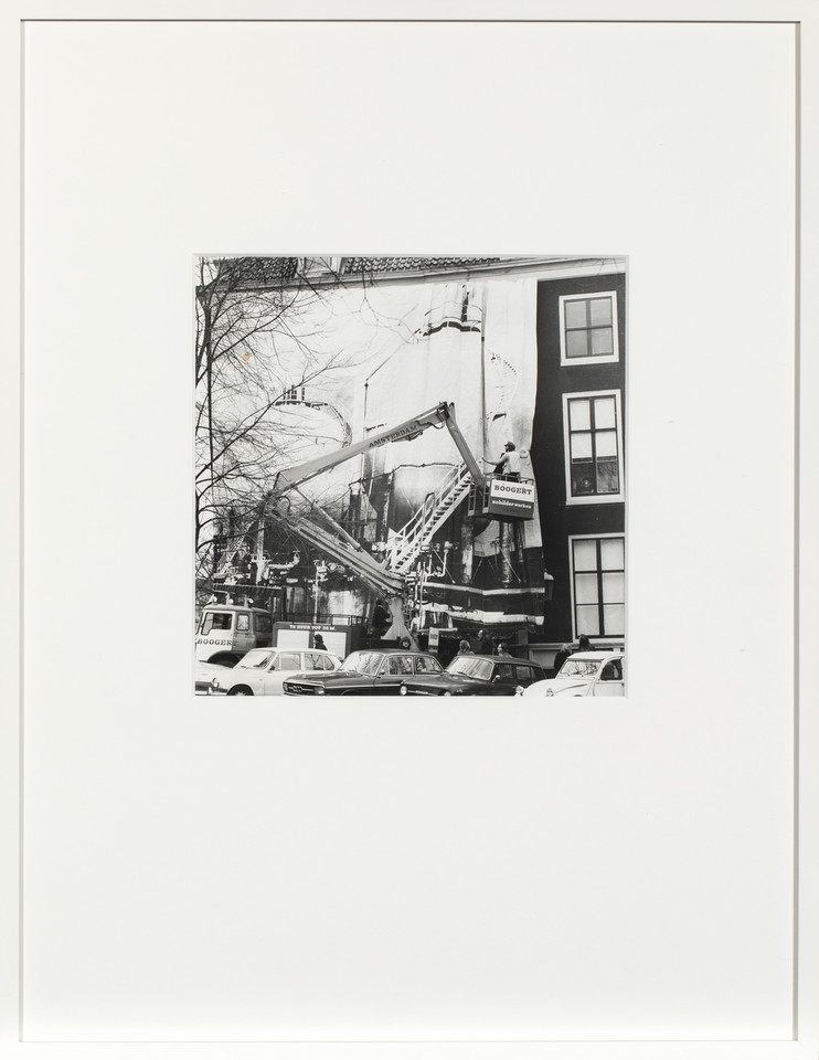 Ulay, "The Metamorphosis of a Canal House" (1972)