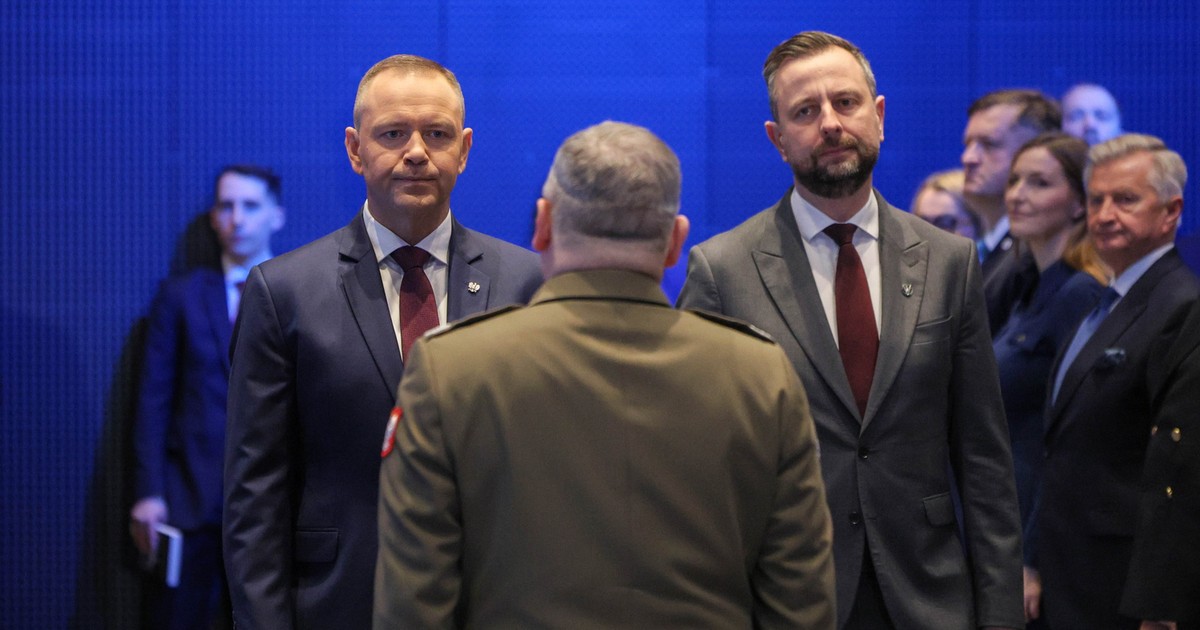 "Bardzo mocne słowa, kurs na czołówkę". Iskrzy między Władysławek Kosiniakiem-Kamyszem a Karolem Nawrockim