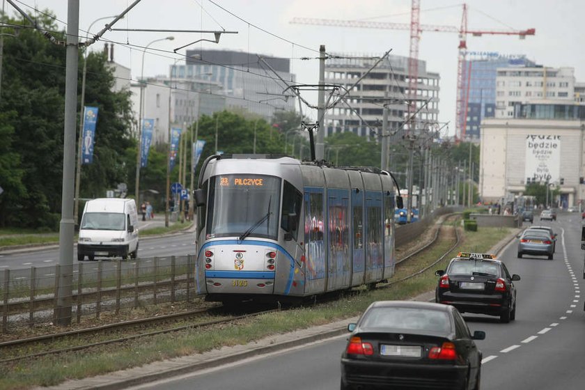 Trakcja na Legnickiej we Wrocławiui