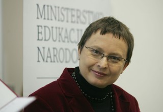 Katarzyna Hall o edukacyjnym programie PiS: strzelanie na oślep