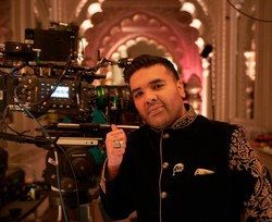 DJ Naughty Boy tworzy muzykę do filmu "What's Love Got To Do With It?"