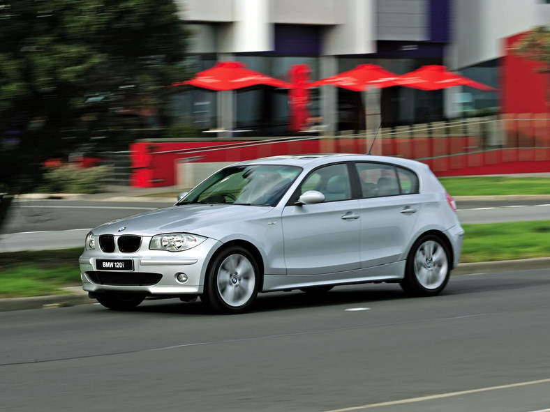 9. BMW 1 (2004-)