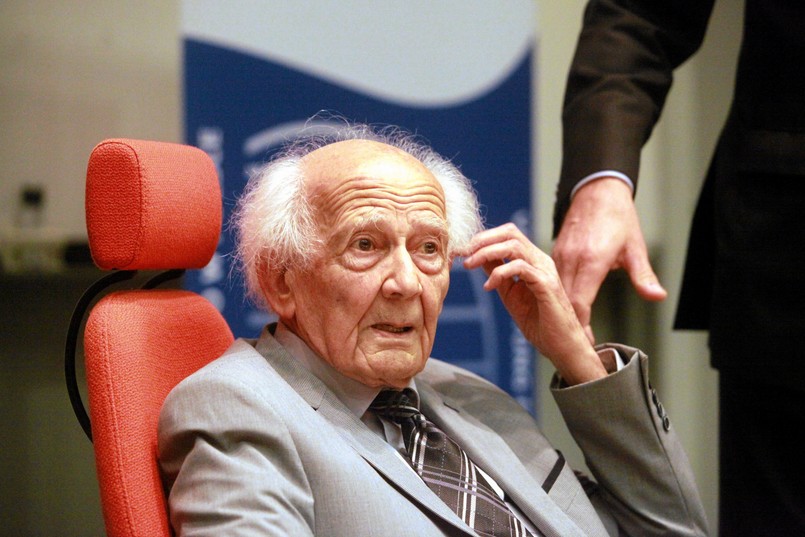 Prof. Zygmunt Bauman przez 20 minut nie mógł rozpocząć wykładu. Wezwano policję