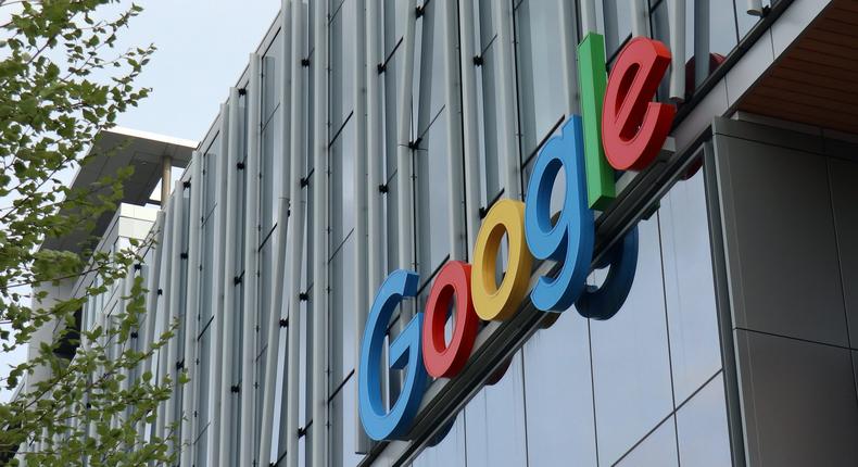 Google has told employees that not following its vaccination policy would eventually lose their jobs.