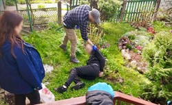 Wyskoczył przez okno prosto w ręce policjantów. Ukrywał blisko 30 kg narkotyków