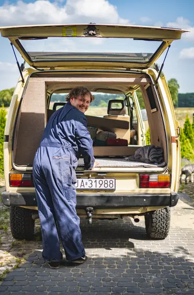 &quot;Bus dostał od nas parę dodatkowych elementów&quot;