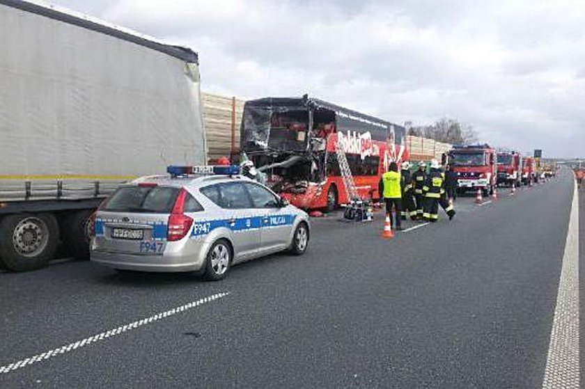 Makabryczny wypadek Polskiego Busa. Są ofiary