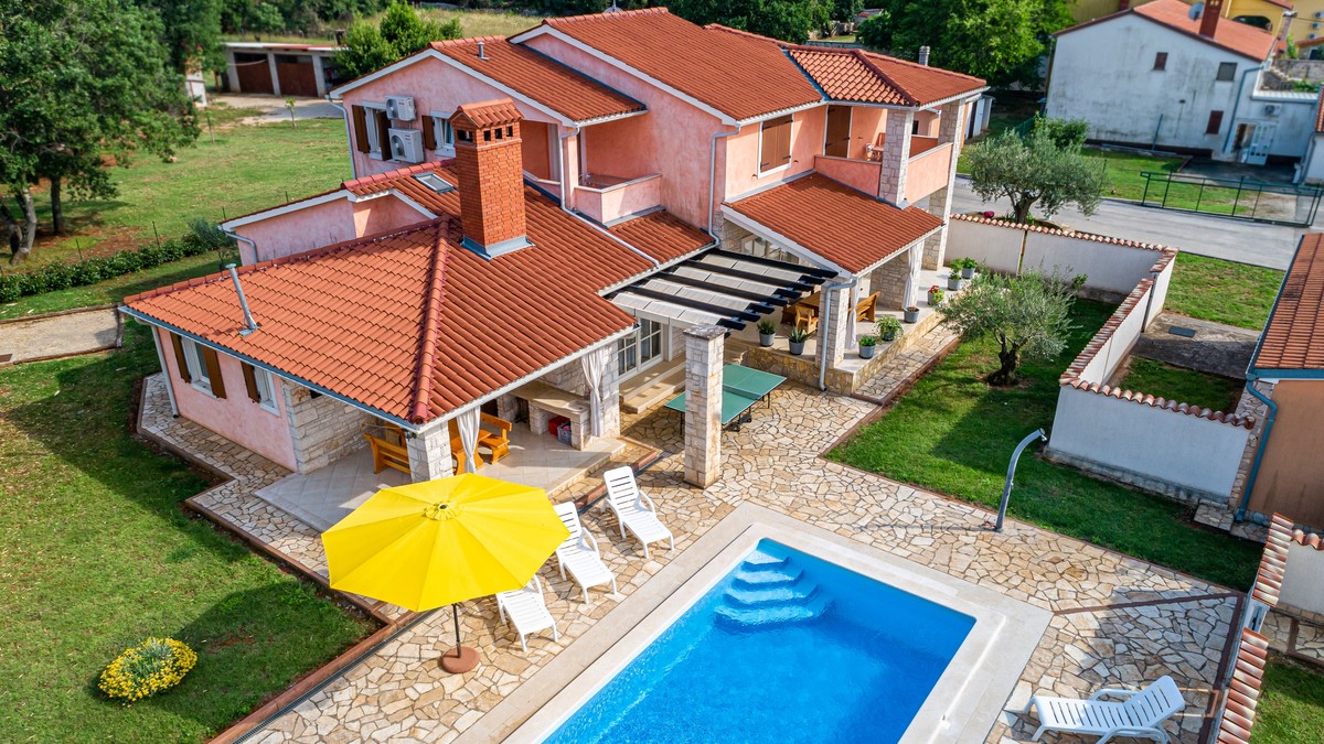 Kuća sa bazenom