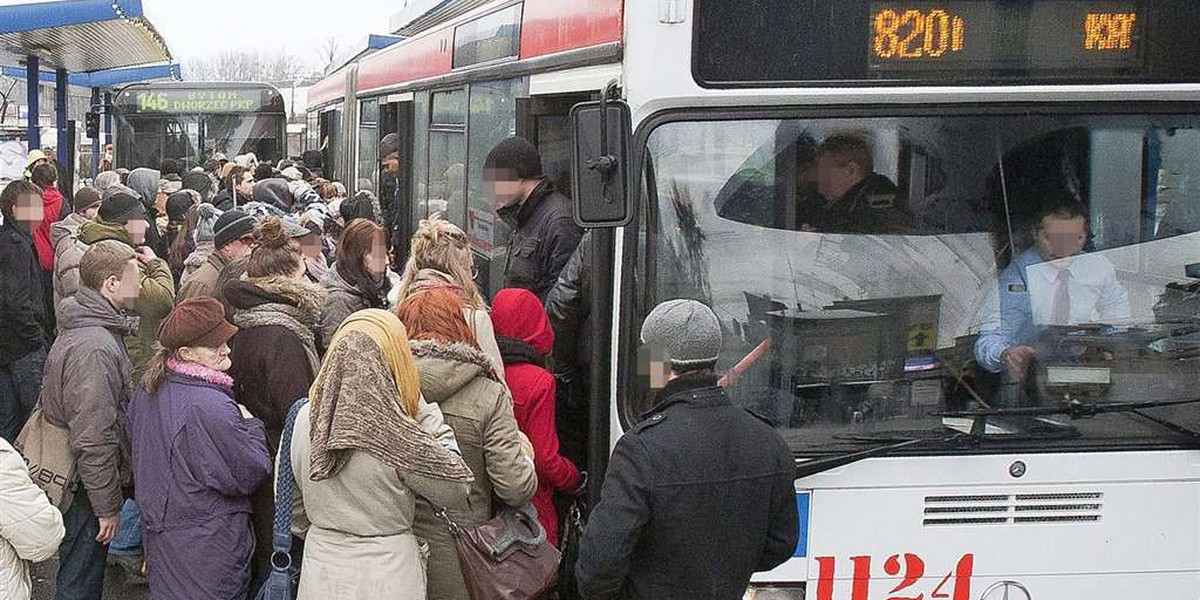 Po co badać tłok w autobusach?!