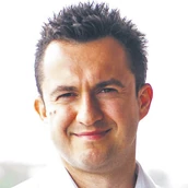 dr hab. Szymon Tarapata