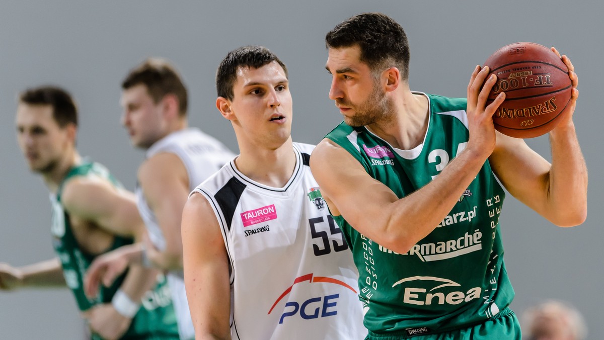 Stelmet Zielona Góra pokonując PGE Turów Zgorzelec właściwie wyrzuci go z play-offów Tauron Basket Ligi.