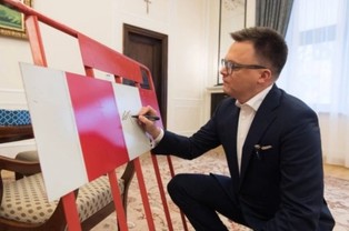 Znajomy Szymona Hołowni w radzie nadzorczej Orlenu. Dlaczego zrezygnował?