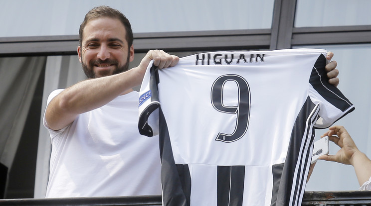 Higuain augusztustól már a Juventus sikereiért küzd /Fotó: AFP