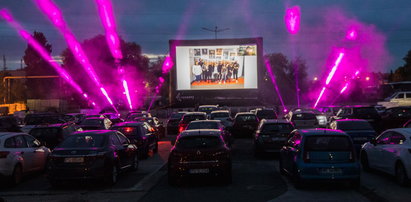 Ruszyło pierwsze kino samochodowe w Polsce. Tak wygląda to na świecie