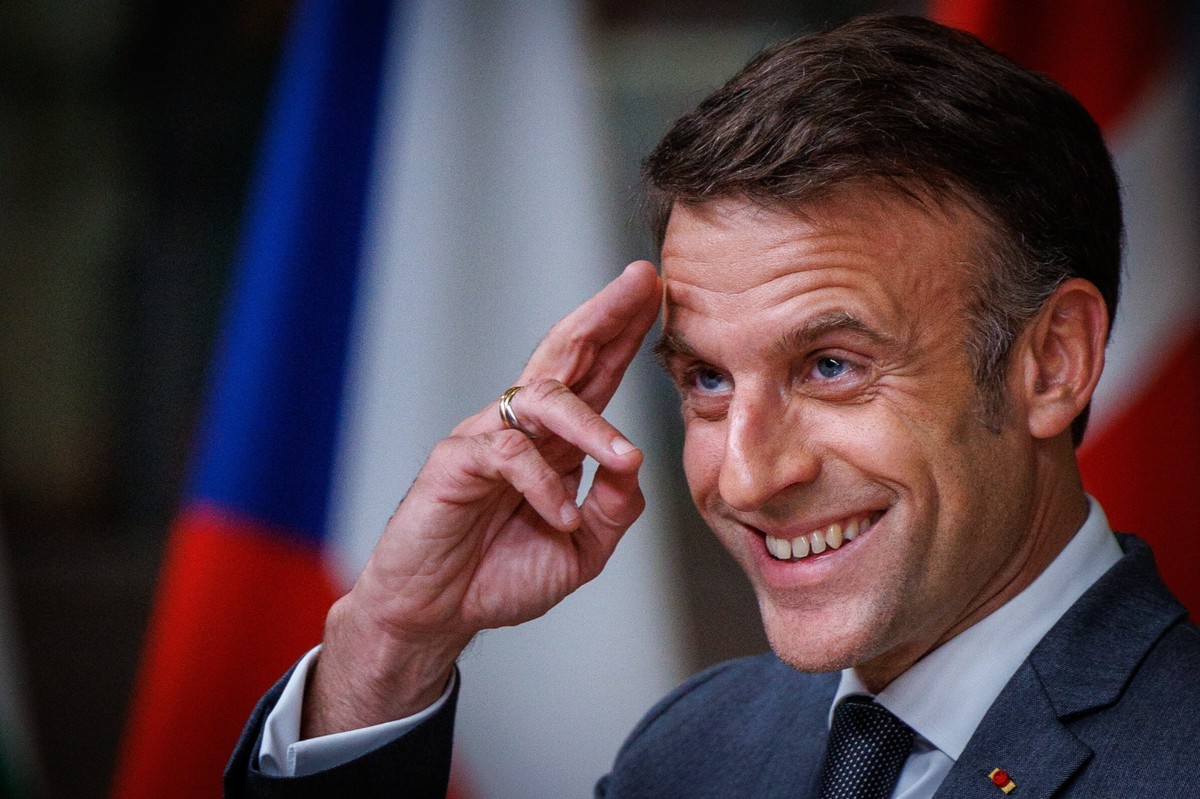  Wysokie napięcie w Paryżu: Macron kontra Bardella. Kluczowy dzień dla Francji