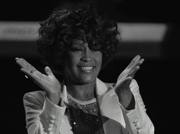 Whitney Houston wróciła do domu – trumna z jej ciałem jest już w Newark