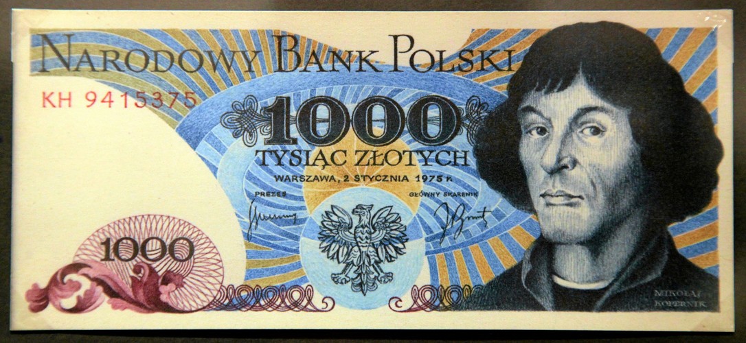 Banknoty polskie. Projektant i grafik ANDRZEJ HEIDRICH