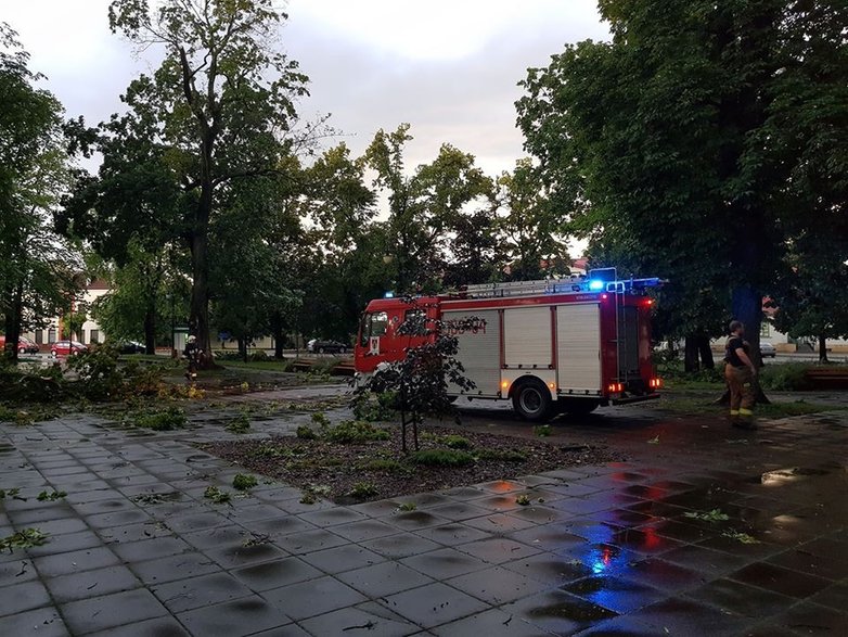 Aleksandrów Łódzki szacowanie zniszczeń po burzy 