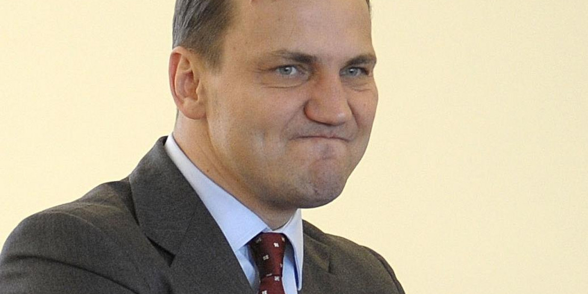 Sikorski o Schetynie: żulik lwowski