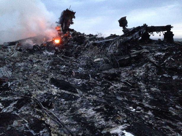 Terroryści uniemożliwiają prace ekspertów na miejscu katastrofy boeinga