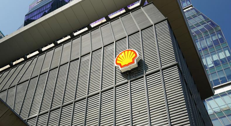 Shell building