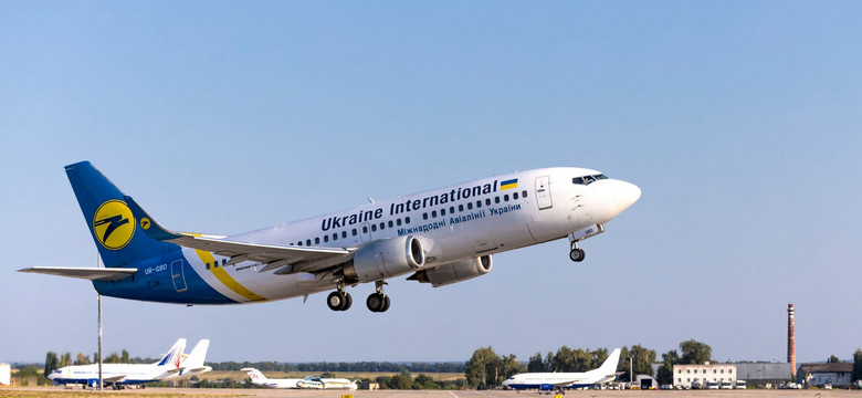 Ukraińskie linie lotnicze zawiozą polskich turystów na wakacje