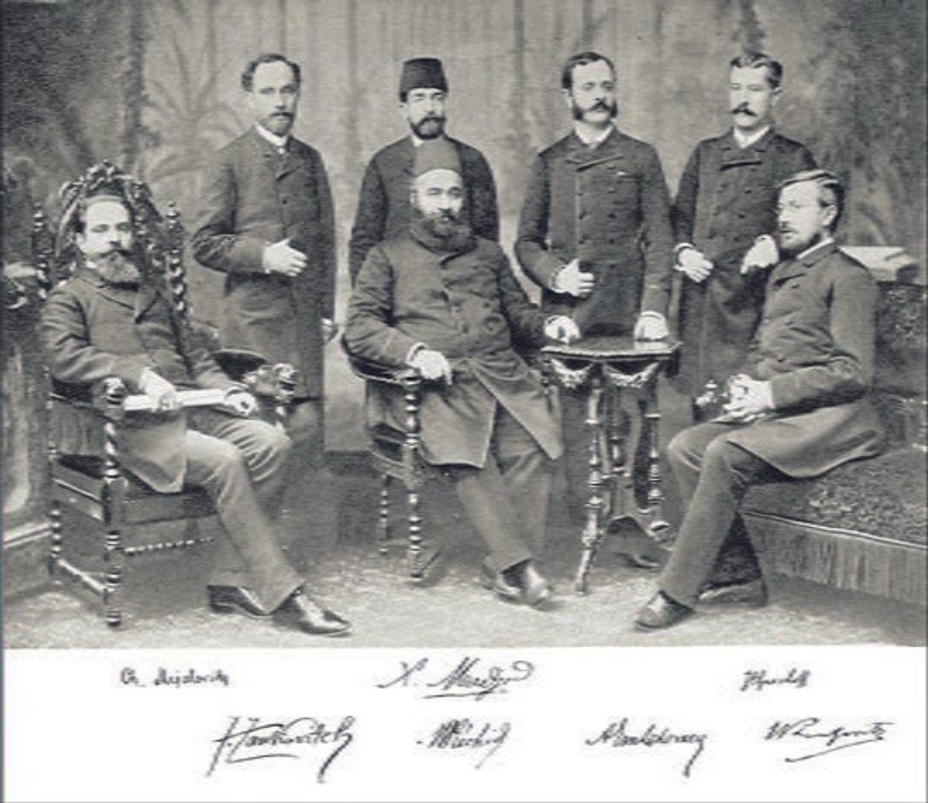 Potpisnici mira u Bukureštu - Čedomilj Mijatović sedi prvi sleva