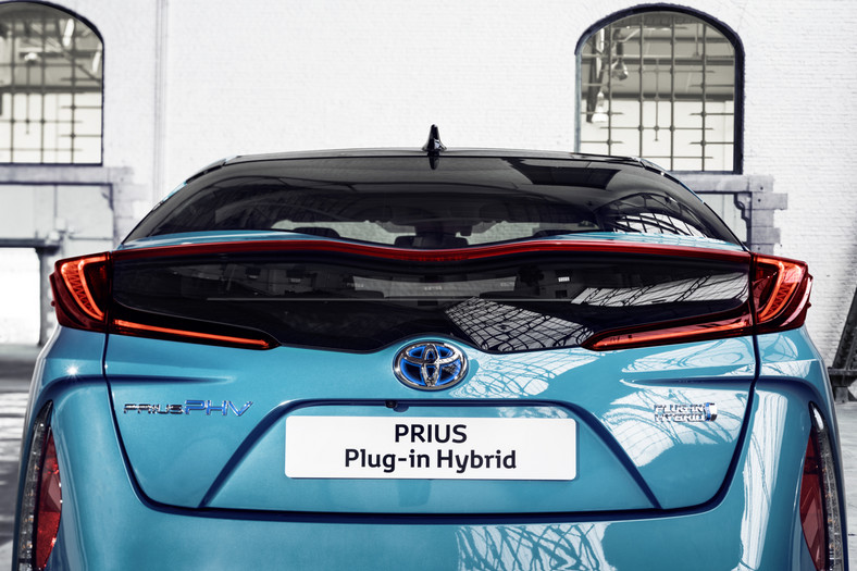 Toyota Prius Plug-in Hybrid 2017