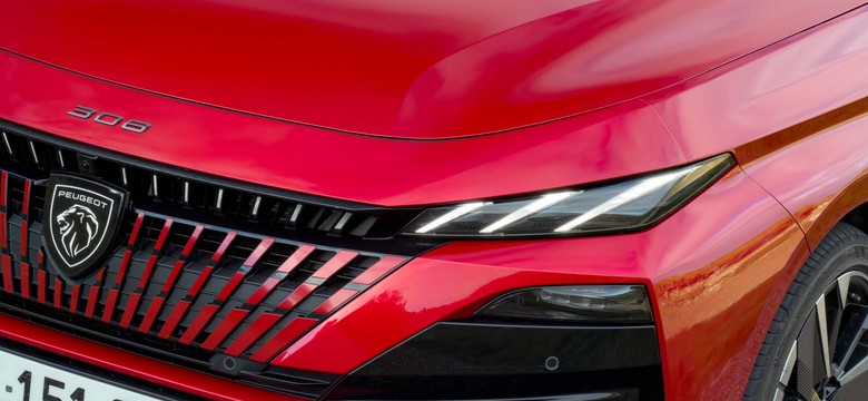Nowy Peuegot wjeżdża na rynek. Tyle kosztuje popisowy numer Francuzów