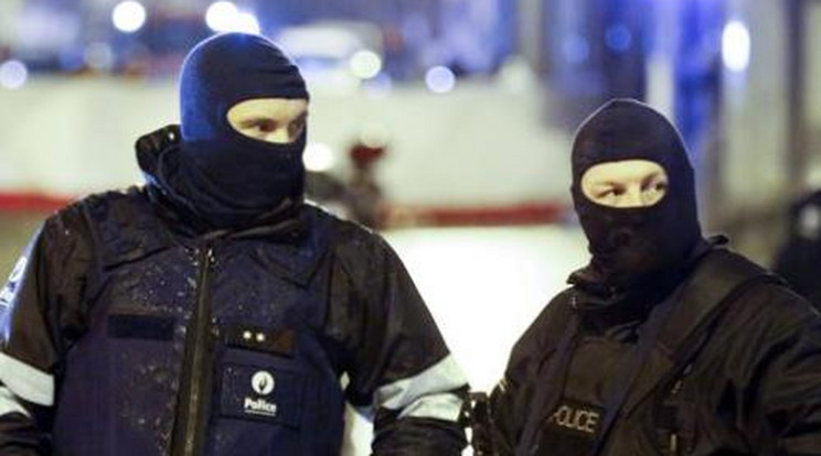 Két halott a belgiumi terrorellenes akcióban - videó!
