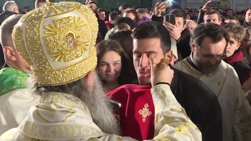 "Pričešće je naše sjedinjenje sa Hristom", poručio je patrijarh Porfirije