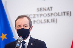 Lex TVN. Grodzki i Tusk po wecie prezydenta: Presja ma sens