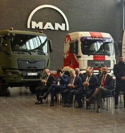MAN stawia na Polskę! 5 miliardów, 1000 etatów i fabryka przyszłości pod Krakowem