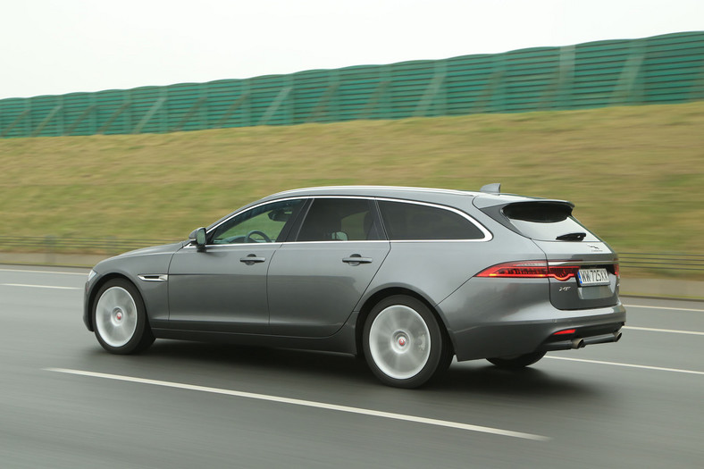 Jaguar XF Sportbrake - ładny, zwinny i rodzinny