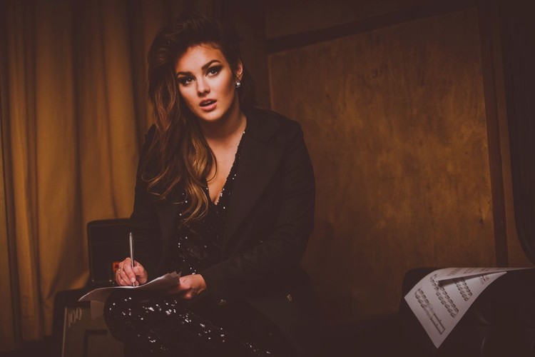 Ewa Farna zupełnie INNA niż ją znacie