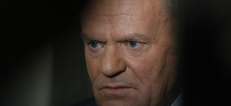 Tusk szydzi z Kaczyńskiego oraz PiS. "Niedługo zabraknie im cegieł"