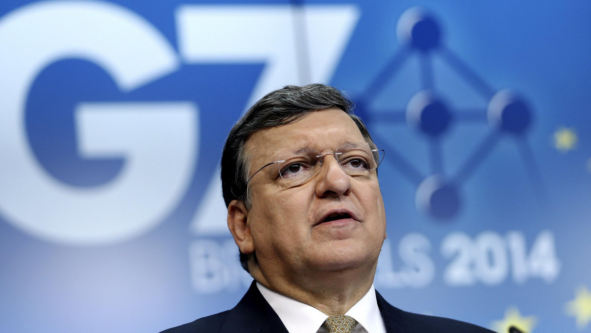 Przewodniczący Komisji Europejskiej Jose Barroso powtórzył w rozmowie telefonicznej z prezydentem Rosji Władimirem Putinem stanowisko UE w kwestii kryzysu ukraińskiego, wskazując na potrzebę deeskalacji i znaczenie przerwania ognia - poinformowała w piątek KE.