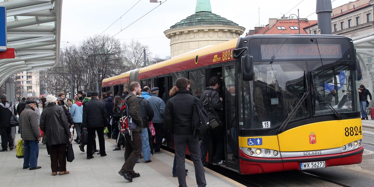 Na sylwestra tylko komunikacją 