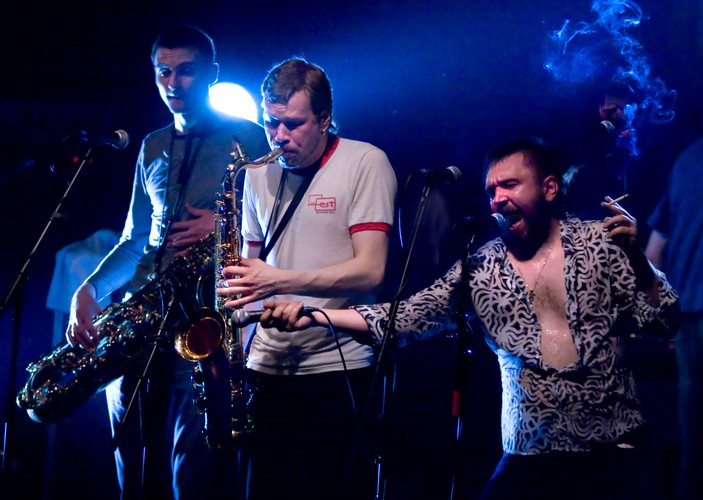 Teksty przypominają stek przekleństw