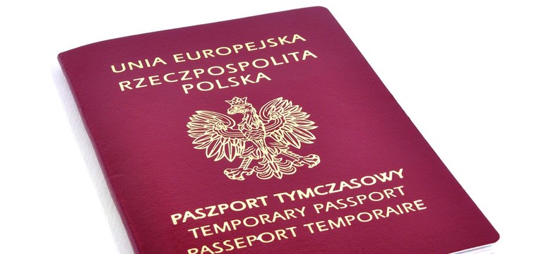 Jedziesz na wakacje z dzieckiem? Uważaj, zmieniają się zasady