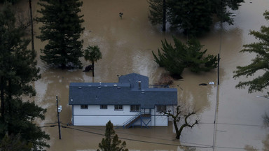 Miasteczko w Kalifornii "oficjalnie stało się wyspą". Powódź odcięła je od świata