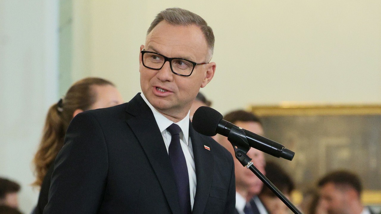 Minister ostro o minach Andrzeja Dudy na zaprzysiężeniu. "Nie jest dobrze"