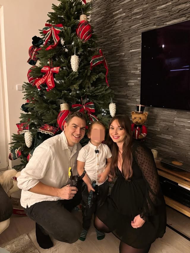 Český herec David Gránský s rodinkou. 