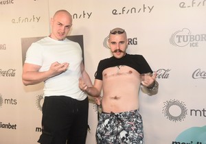 Pljugica isprozivao Desingericu 