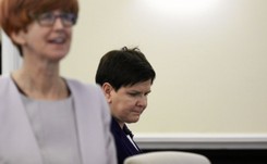 Są wnioski o wotum nieufności wobec Szydło i Rafalskiej. 'Gdzie jest 657 mln zł? Zasiliły fundusze nagród dla PiS?'