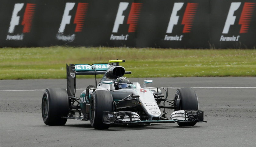 Lewis Hamilton wygrał GP Wielkiej Brytanii! Za nim Rosberg