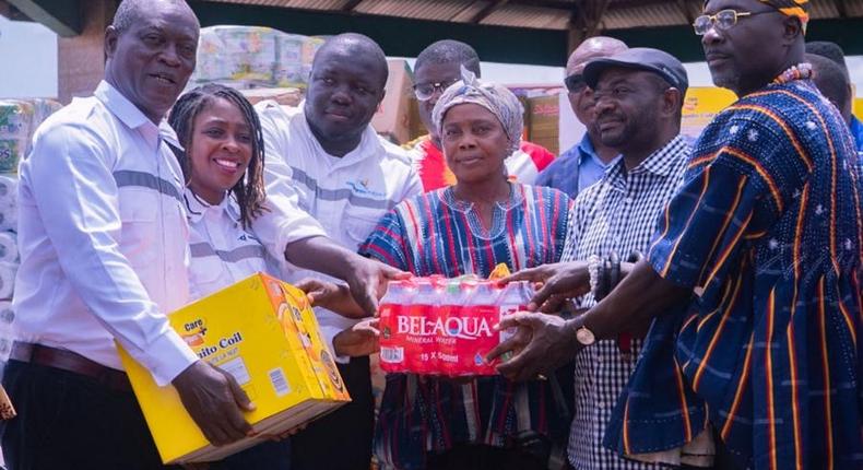 Genser Energy donates GHC250,000 worth of relief items to victims of the Akosombo Dam spillage