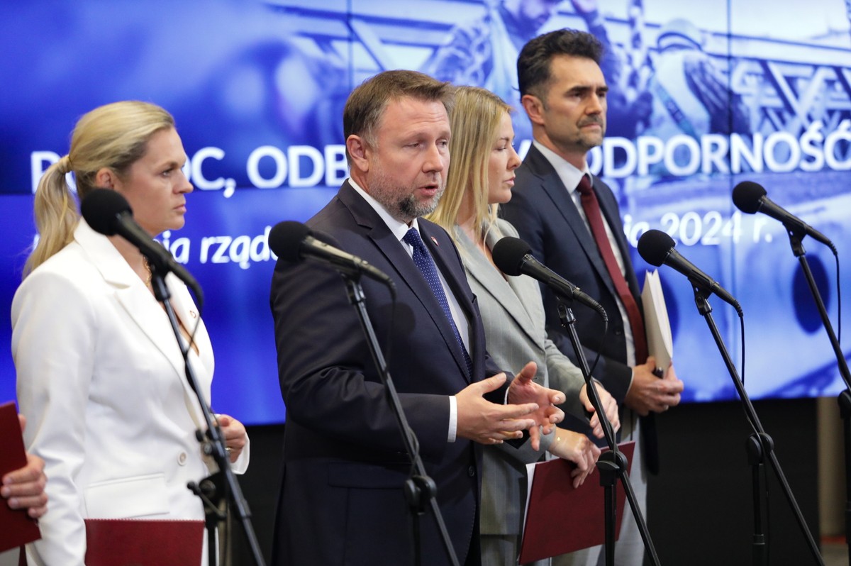 konferencja nt. pomocy poszkodowanym i odbudowy po powodzi