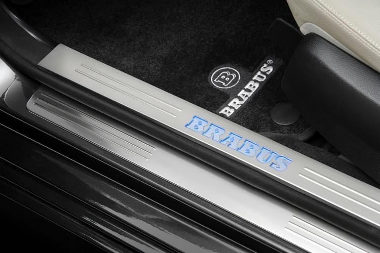 Świecące progi - miły detal