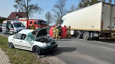 Tragiczny wypadek koło Ostródy. 19-latek zginął na miejscu